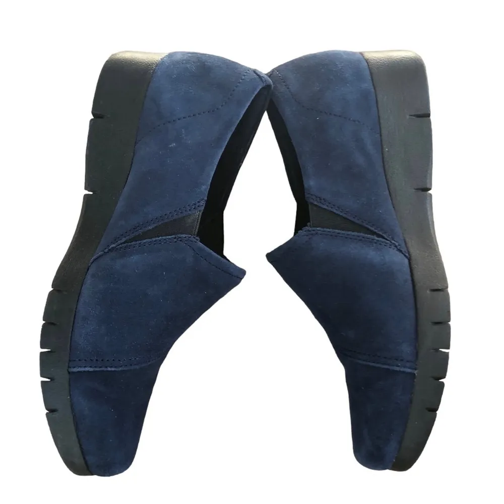 Clarks Classic Artisan Blue Suede Loafer Daelyn Monarch Shoe 6.5 Navy Comfort - Image 4