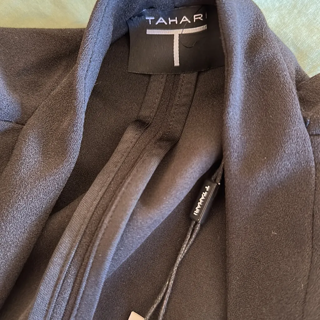 NWT T Tahari Collarless Open Front Blazer Black SZ-2X - Image 10