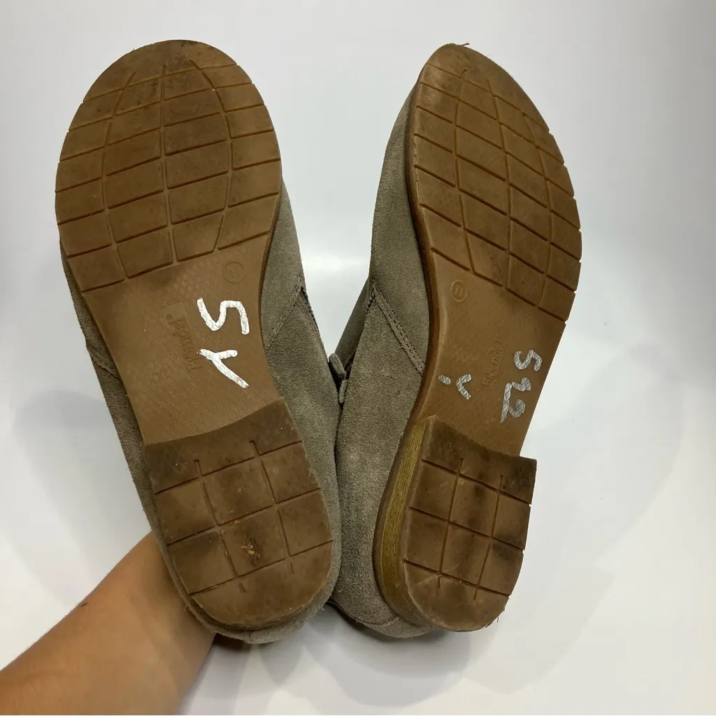 Bjorndal taupe suede ankle‎ boots women’s size 11 business casual neutral - Image 6