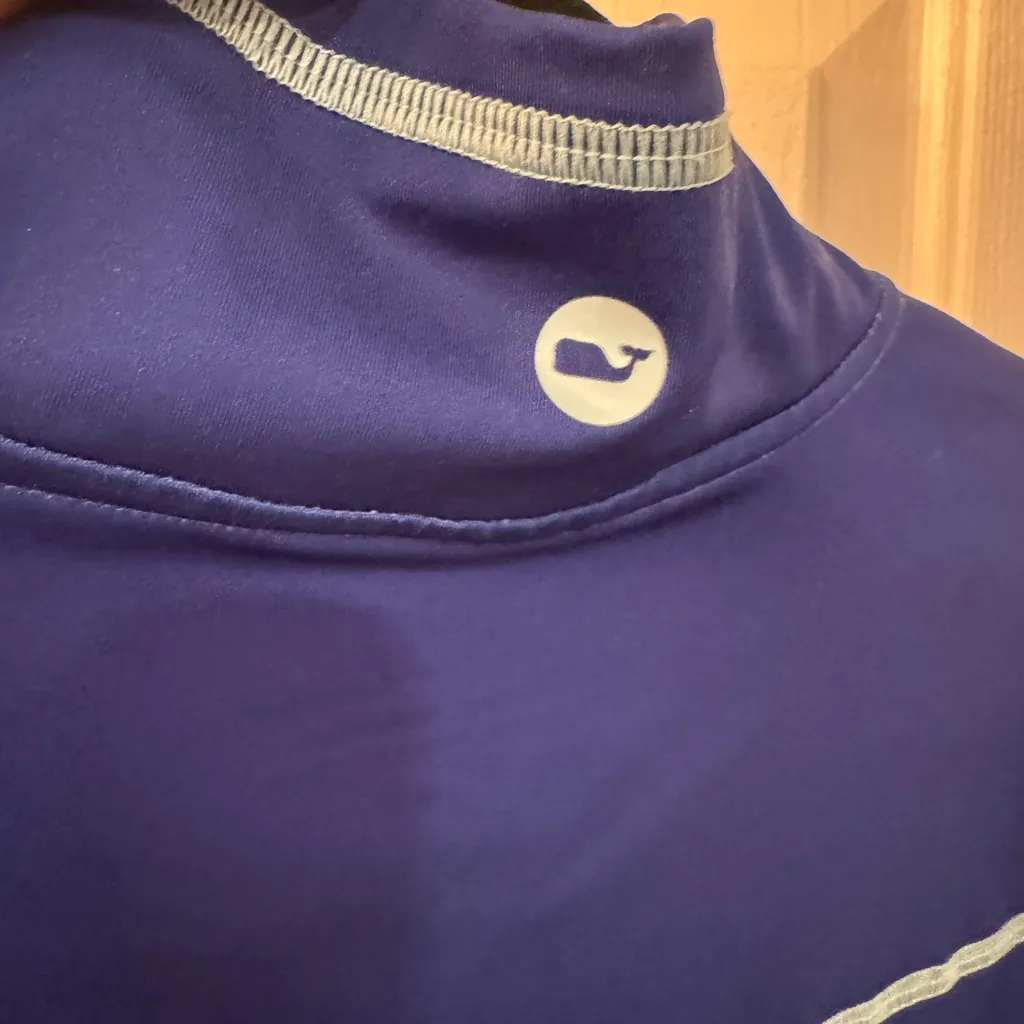 Vineyard Vines Women's Performance Ombre Shep Shirt Size Medium - Image 7