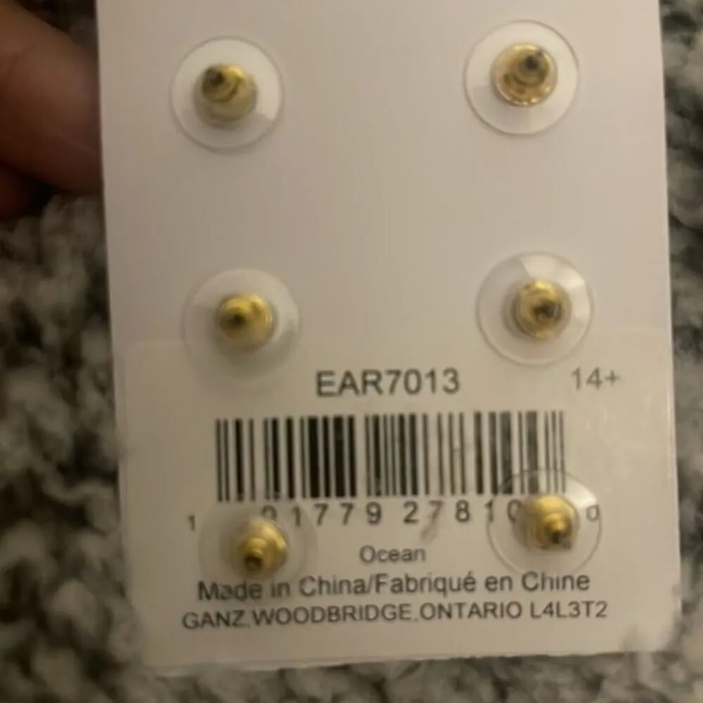 Simply Noelle  Ombré Ocean Shimmer Stud Earrings.​ - Image 5