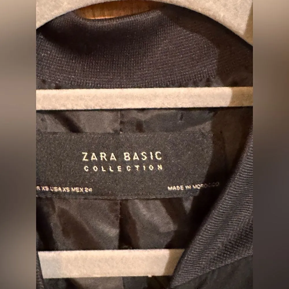 Zara Basic Black‎ Zip up jacket size XS - Image 4