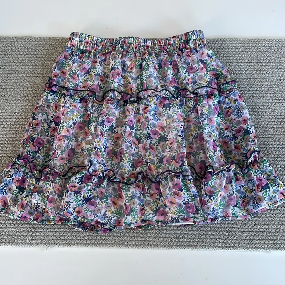 Sienna Sky Purple Blue Green Floral Ruffle Mini Skirt Size XS NWT - Image 6
