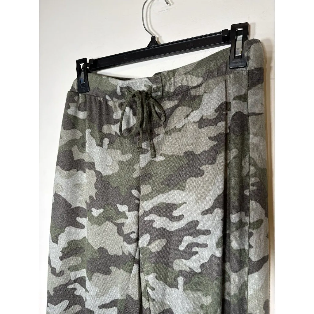 LUCKY BRAND Green Camo Lounge Pajama Bundle Shorts & Pants Soft Comfy Size Small - Image 4