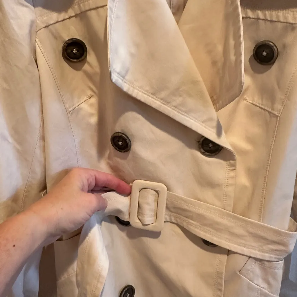 Yoana Baraschi Beige Double-Breasted Trench Coat Women’s Size 10 - Image 4