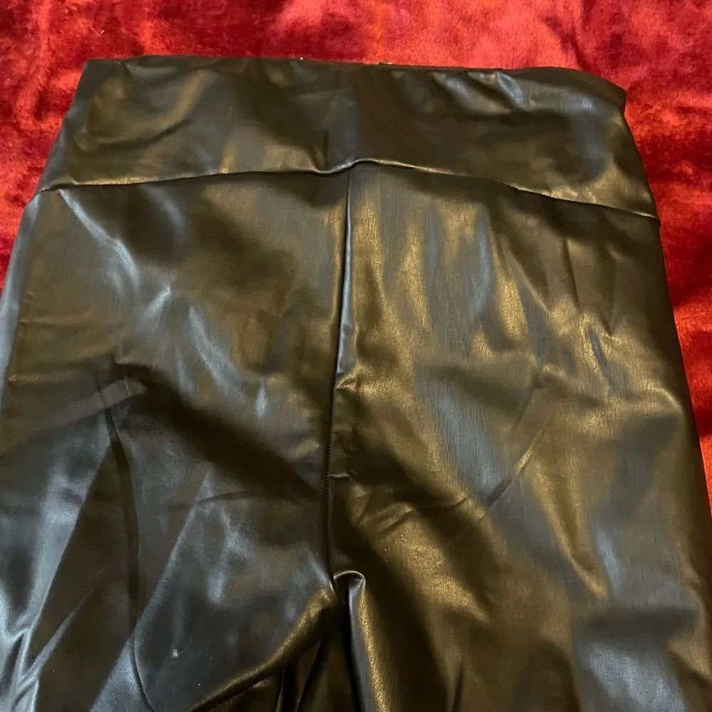 Leather pants Size 6 - Image 2