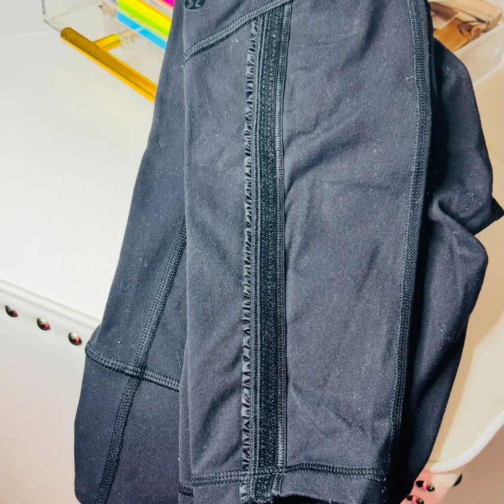 Lululemon Wunder Under Pant Special Edition Ruffle Black/Black Velvet (RARE) - Image 14