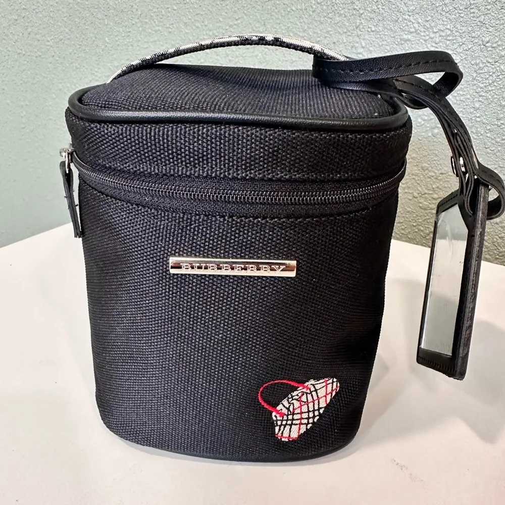 Burberry Bag Vanity Makeup
Pouch Black Plaid Embroidery
Plate Ladies Nylon - Image 2