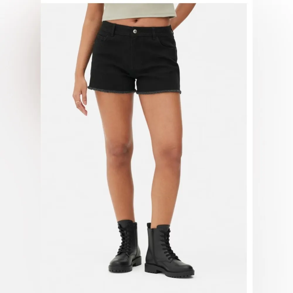 EUC PRIMARK GRAY SHORT JEAN - Image 6