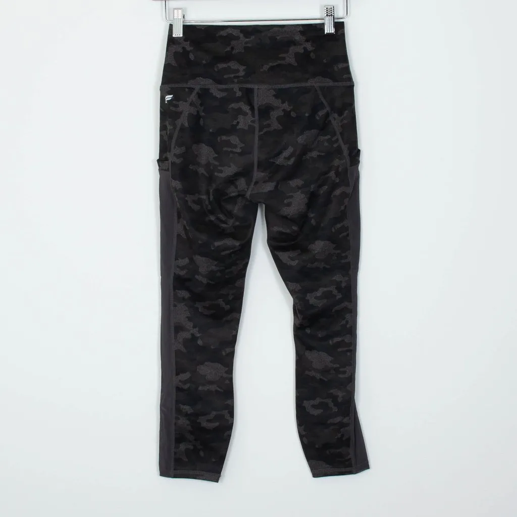 Athleta Powerhold On The Go Camo Media Pocket Capri‎ Leggings Womens Size Small - Image 7