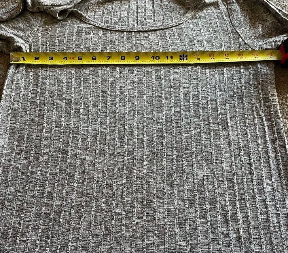 Maurices Women’s Grey Knit Crochet Hem High Low 3/4 Sleeve Light Sweater Top M - Image 8