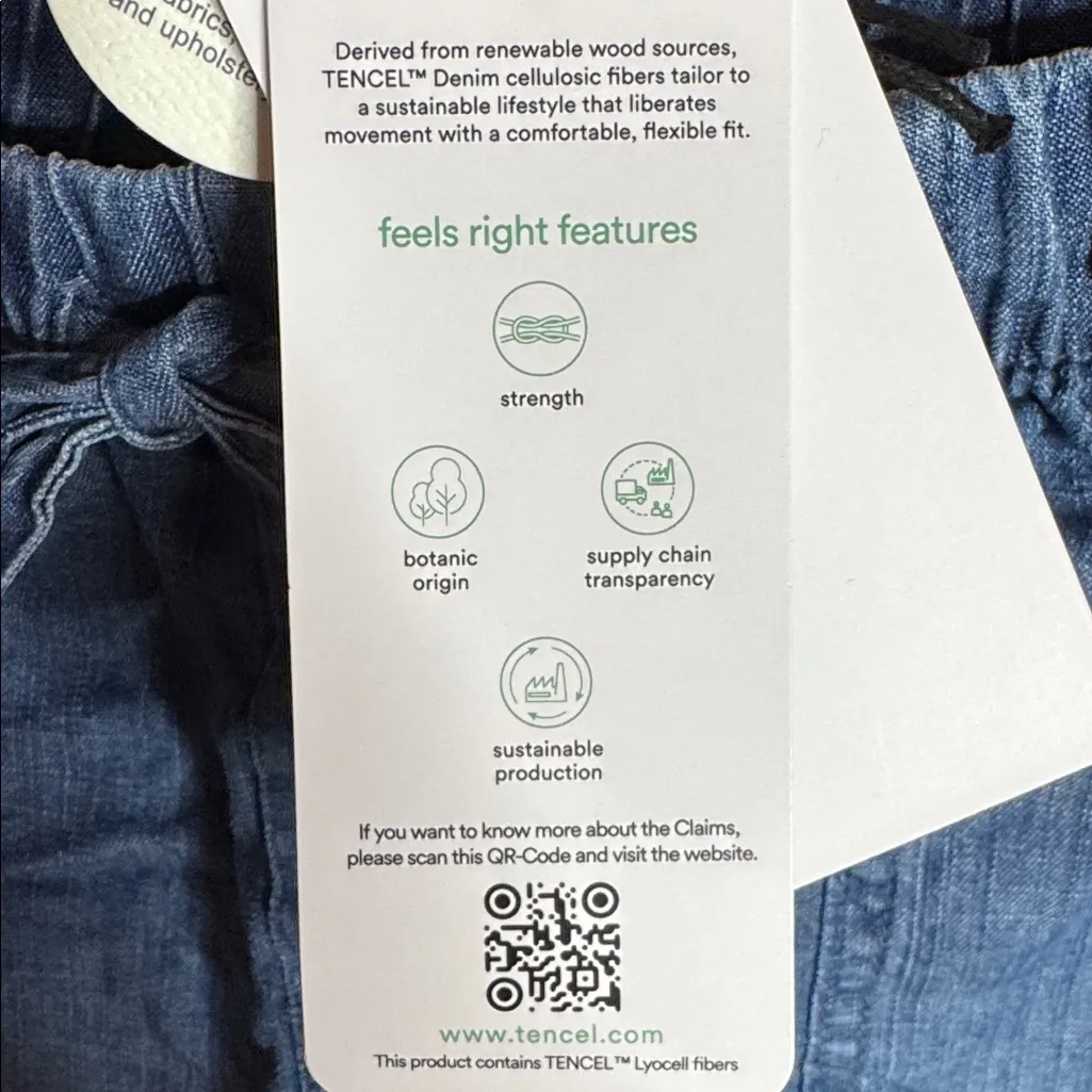 NWT For The Republic Tencel Chambray Raw Hem Shorts Blue Size Small - Image 9