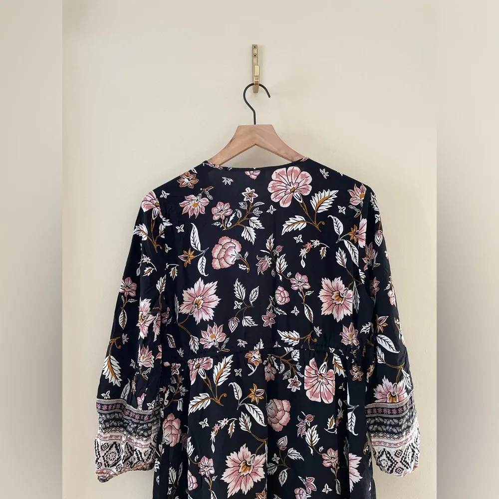 Old Navy Maternity Waist-Defined Keyhole Neck 3/4 Sleeve Floral Dress Size M - Image 7