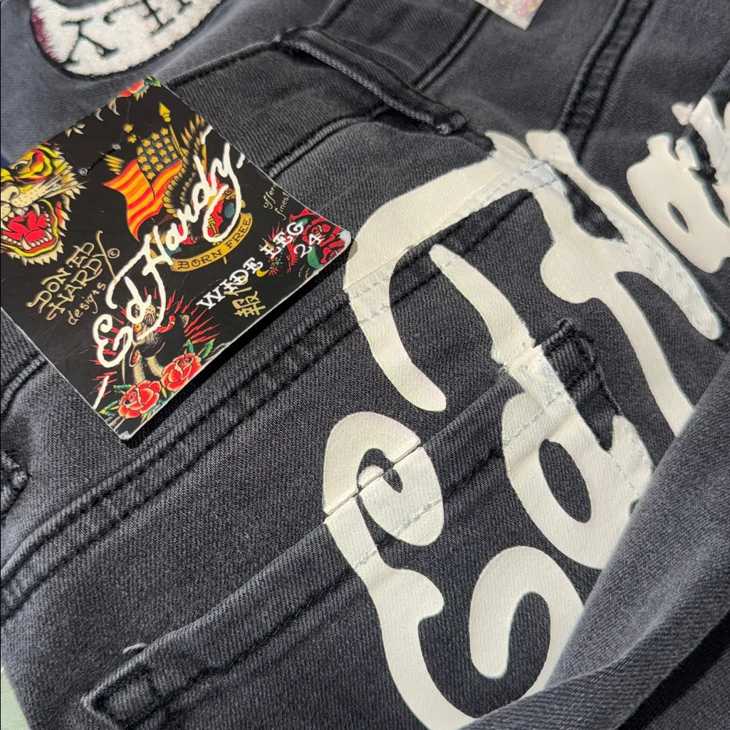 NWT Ed Hardy Women's Wide Leg Skull Jeans "LOVE KILLS SLOWLY" SZ-24 - Image 9