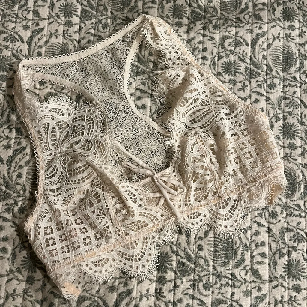 VICTORIA'S SECRET Dream Angels The Laced up Bralette - Image 4