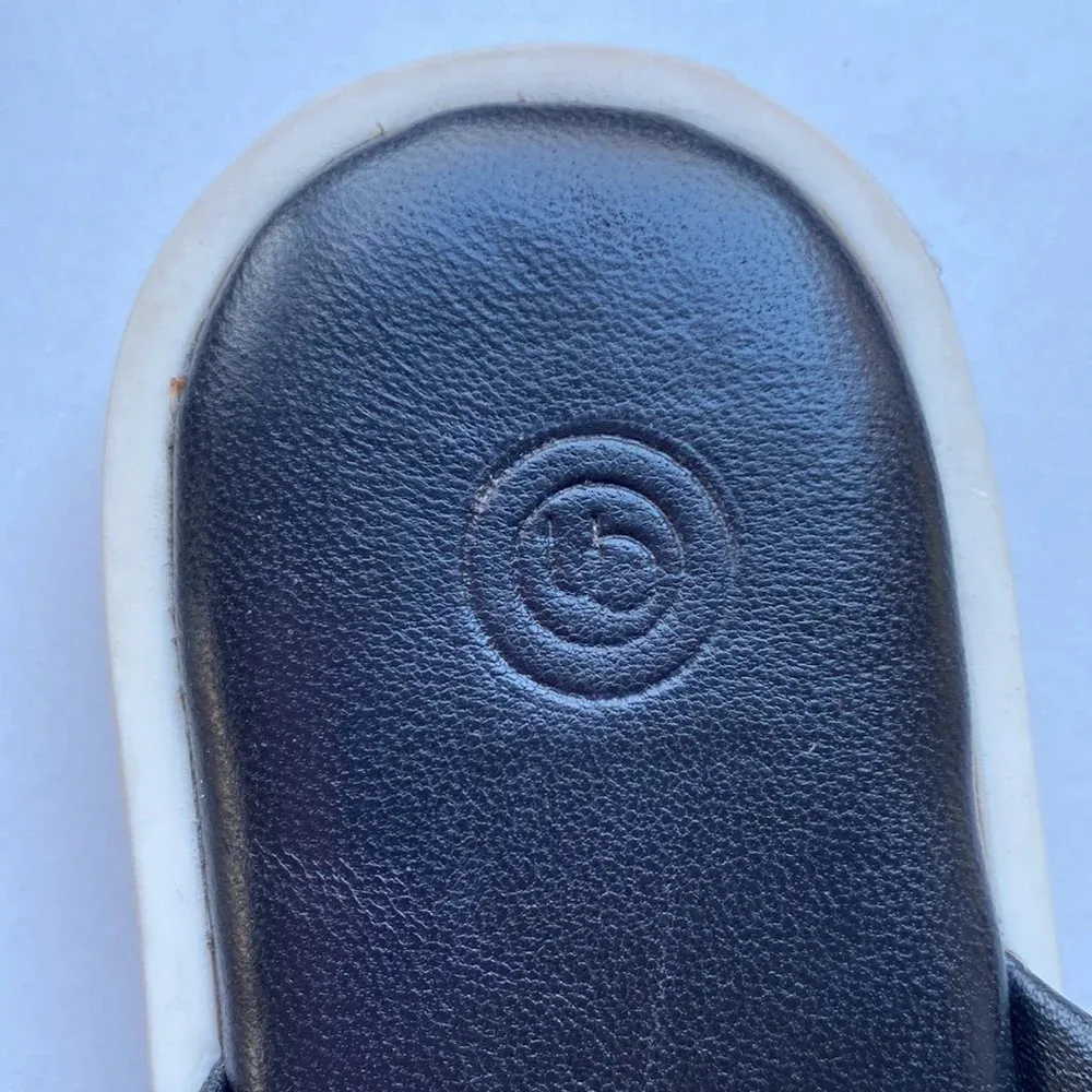 Urban‎ Outfitters UO Black and White criss crossed leather rubber sandals - Image 9