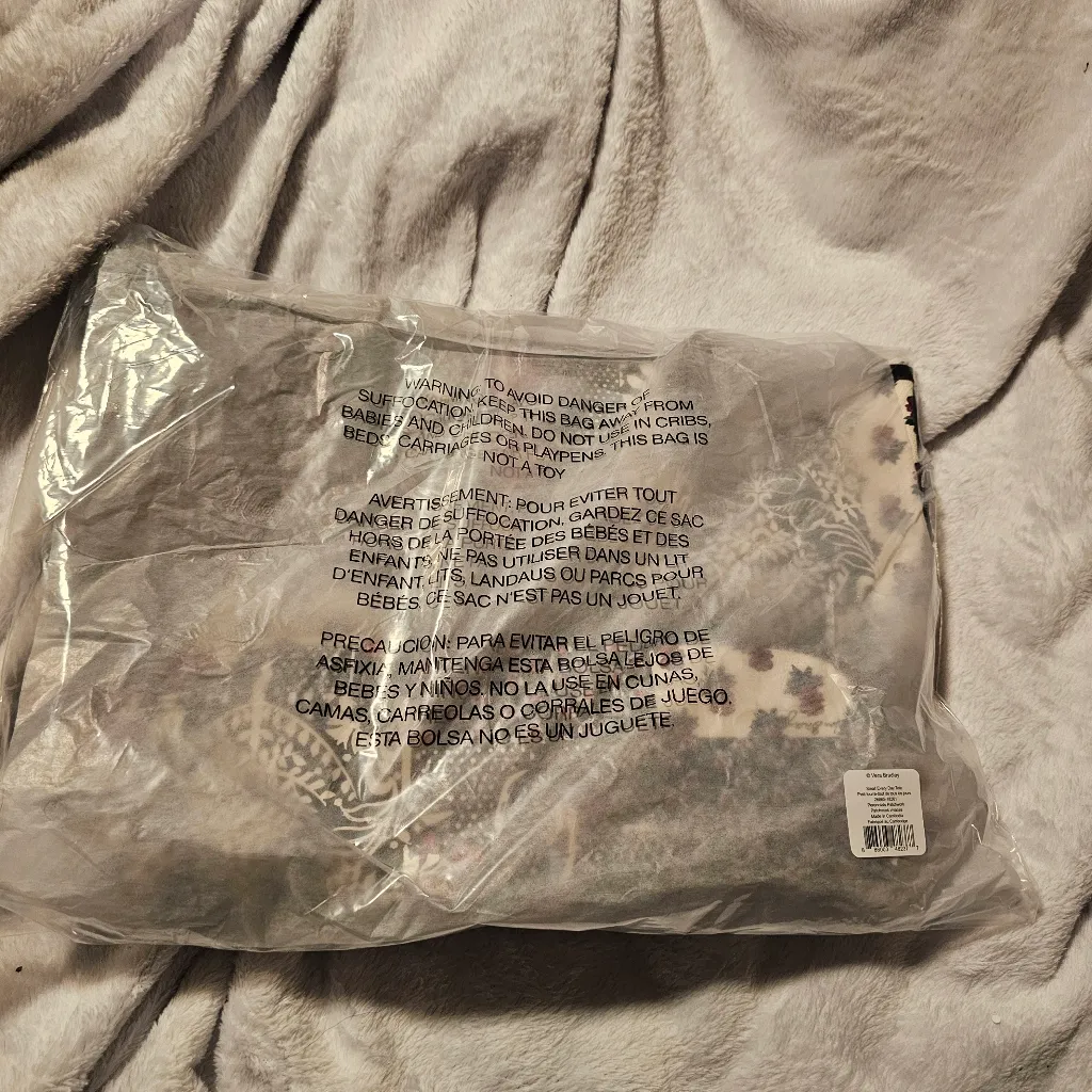 Vera Bradley Perennially Cream Blue Floral Large Every Day Zippered Tote Bag - Image 3