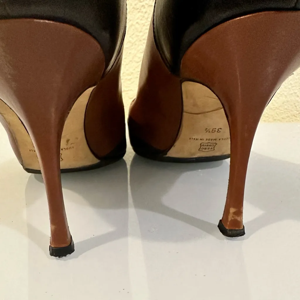 Manolo Blahnik Black and Brown Y2K Leather Geometric Pumps Pointy Toe Heels 39.5 - Image 6