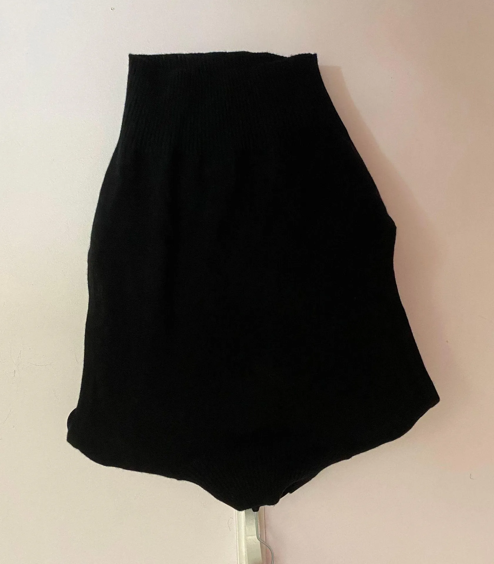 Arco Cashmere Sleeveless Turtleneck Sweater - Image 3