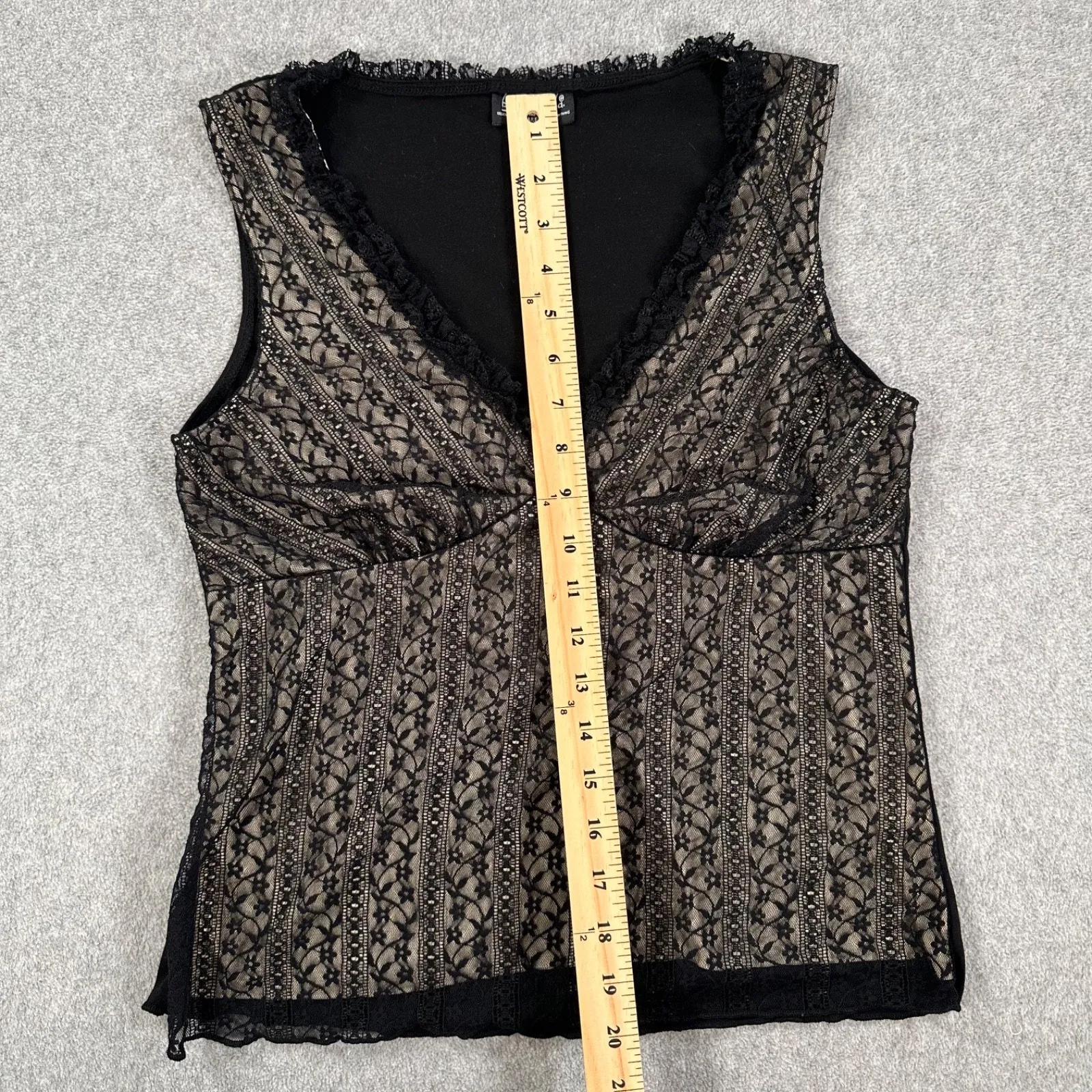 b.i.y.a.y.c.d.a Y2k Lace Overlay Tank Top Size Medium V - Image 4