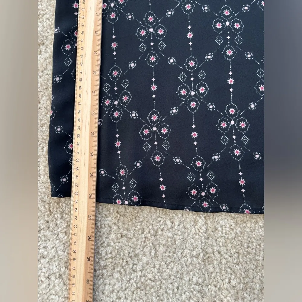 Maurices Blouse Women's Small Black Patterned Sleeveless Ladder Neckline Chiffon - Image 6