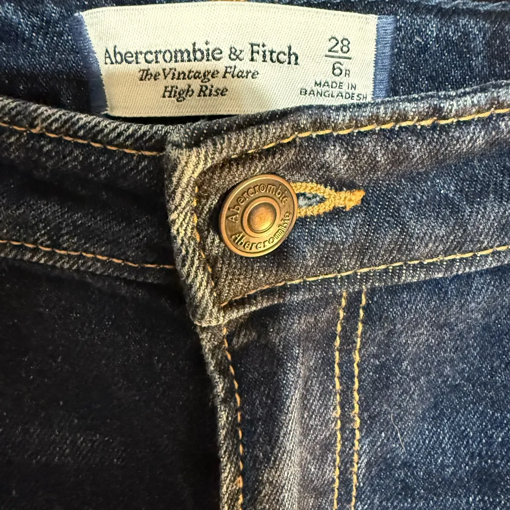 Abercrombie & Fitch The Vintage High Rise Flare Jeans - Image 4