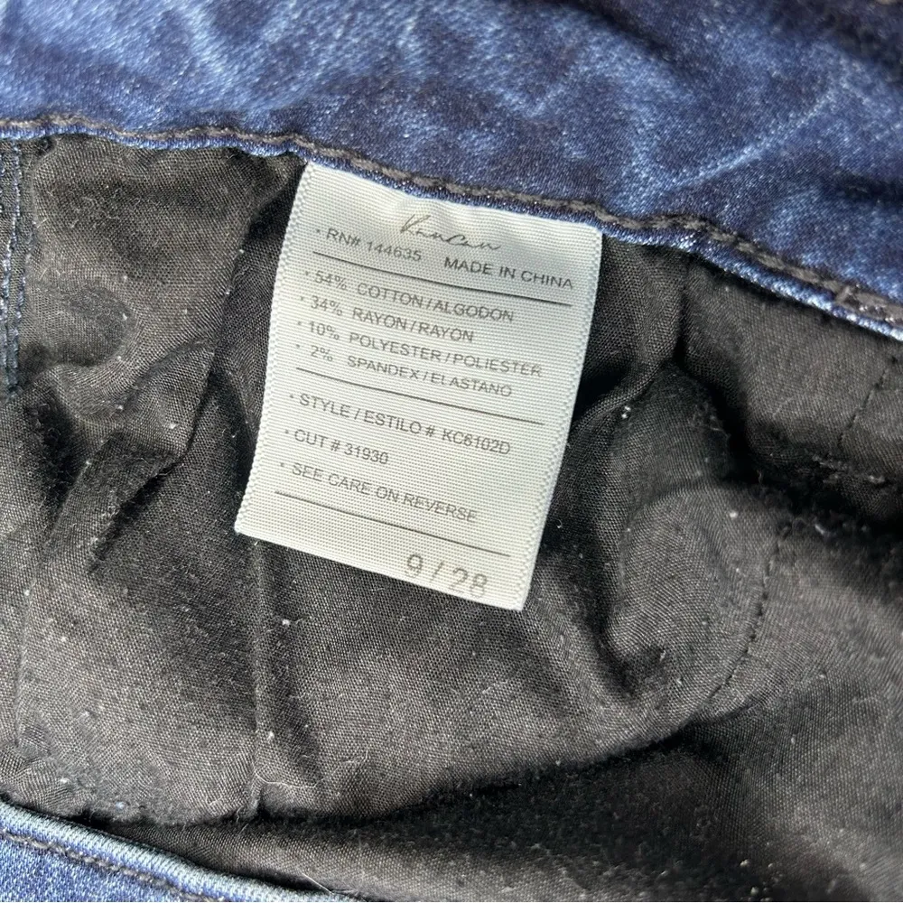 Kancan mid rise dark wash raw frayed hem flare jeans size 9 / 28 - Image 7