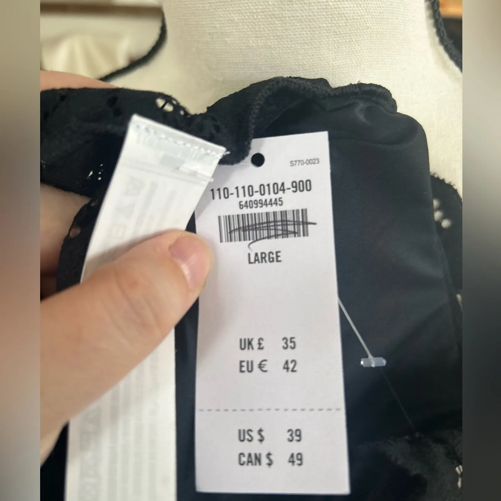 NWT Abercrombie Black Lace Bralette Romantic Whimsygoth Coquette Fairy - Image 3