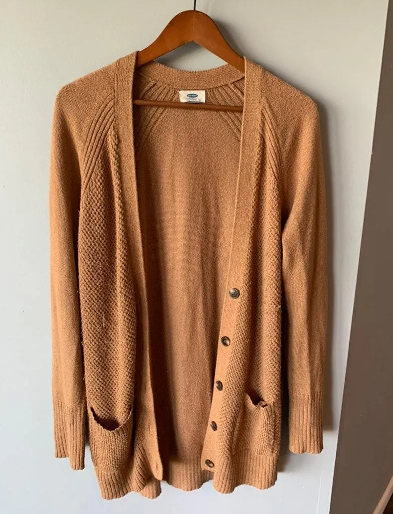 Old Navy Cardigan - Image 3