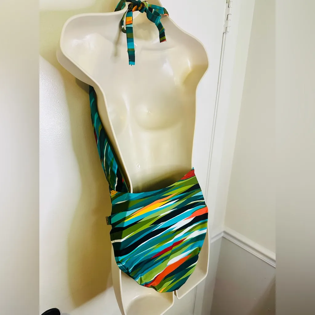 Vince Camuto Womens Plunge Neck One Piece Swimsuit 6 Multi  NWOT - Image 7