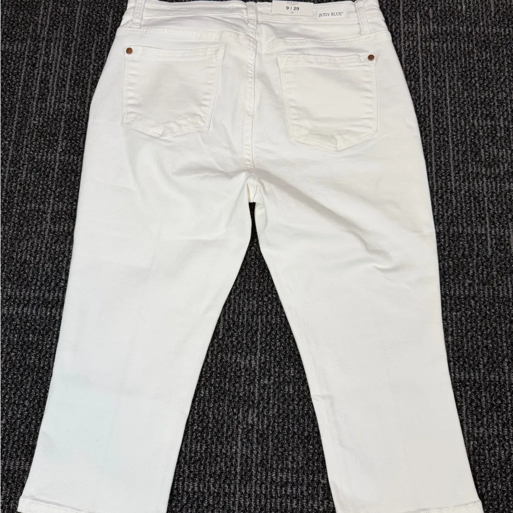 Judy Blue Mid Rise Jeans- White Capri 9/29 NWT - Image 4