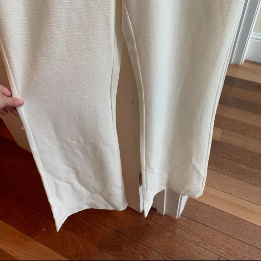 🆕 Taylor | White Floral Lace Crepe Flare Jumpsuit Size 2 - Image 3