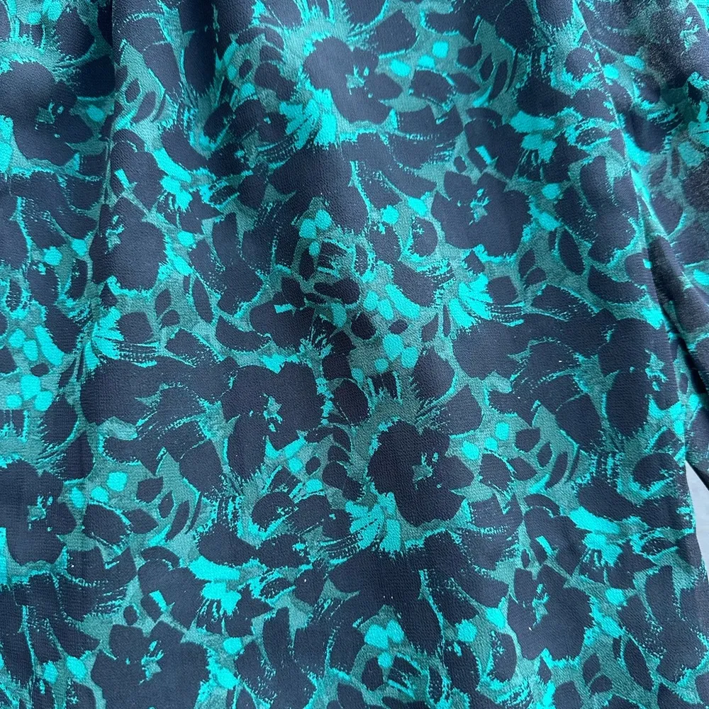 Isabel Maternity Floral Chiffon Long Sleeve Corsetry Top in Green/Black Size XXL - Image 5