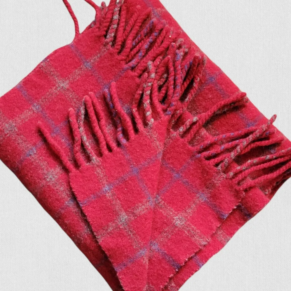 Gap red plaid lambs wool fringed rectangle scarf - Image 2
