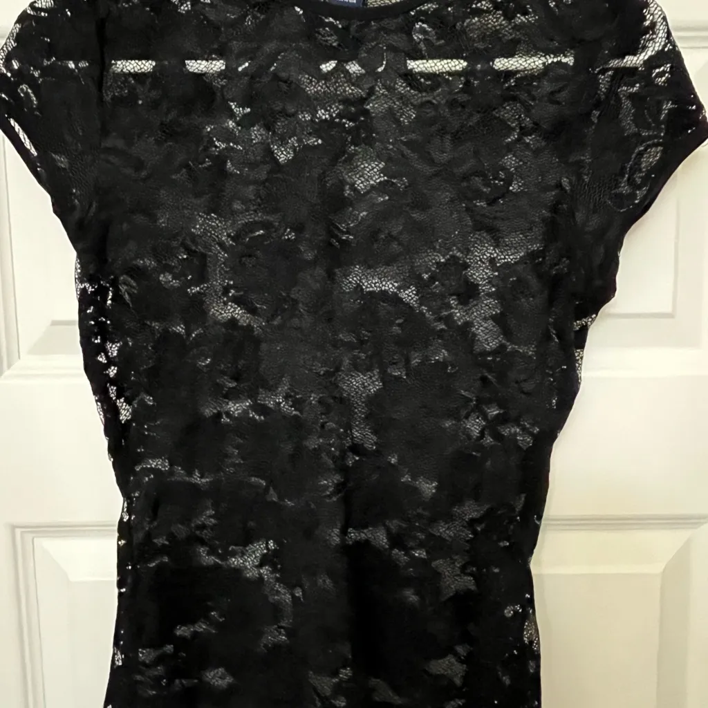 Ann Taylor Black Lace Tee style blouse Sheer Stretch Slimming Size M - Image 5
