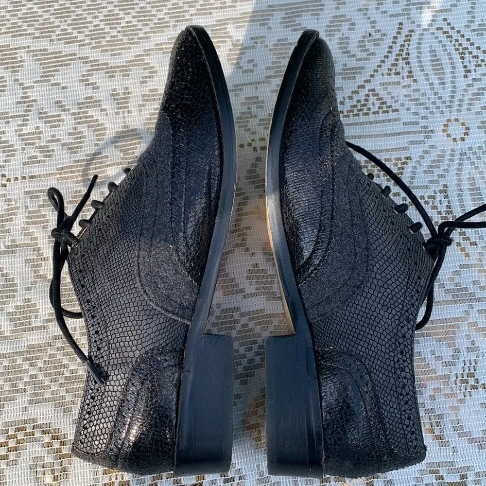 Steve Madden Black & Gray Oxfords Size 8.5 - Image 7