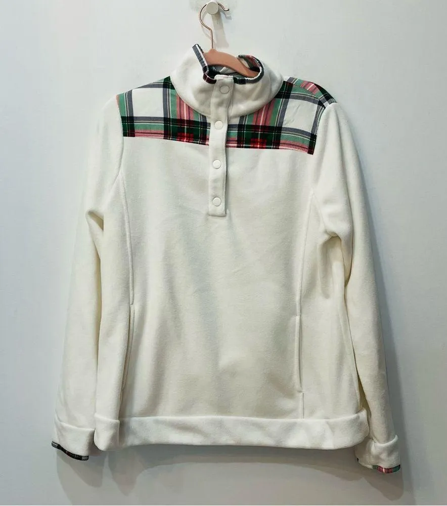 Crown & Ivy White Fleece Pullover w Plaid Accents Sz Medium - Image 2