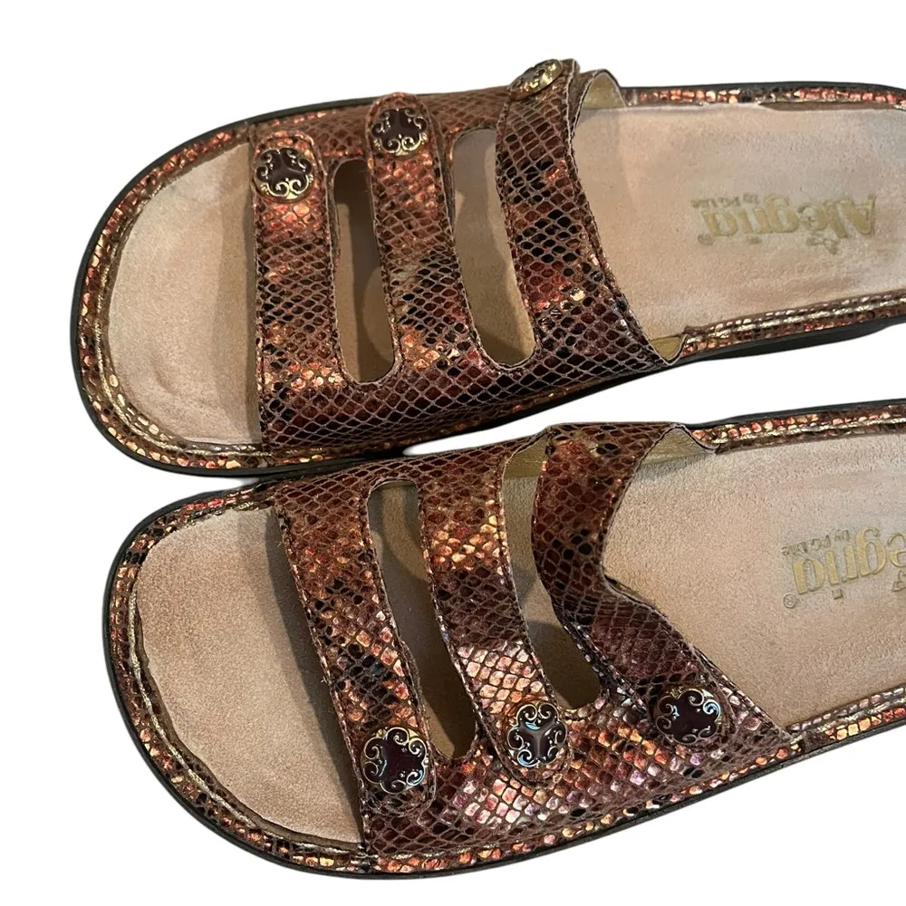 Alegria Fiona Triple Strap Slide Sandals in Copper, Sz 37 - Image 5
