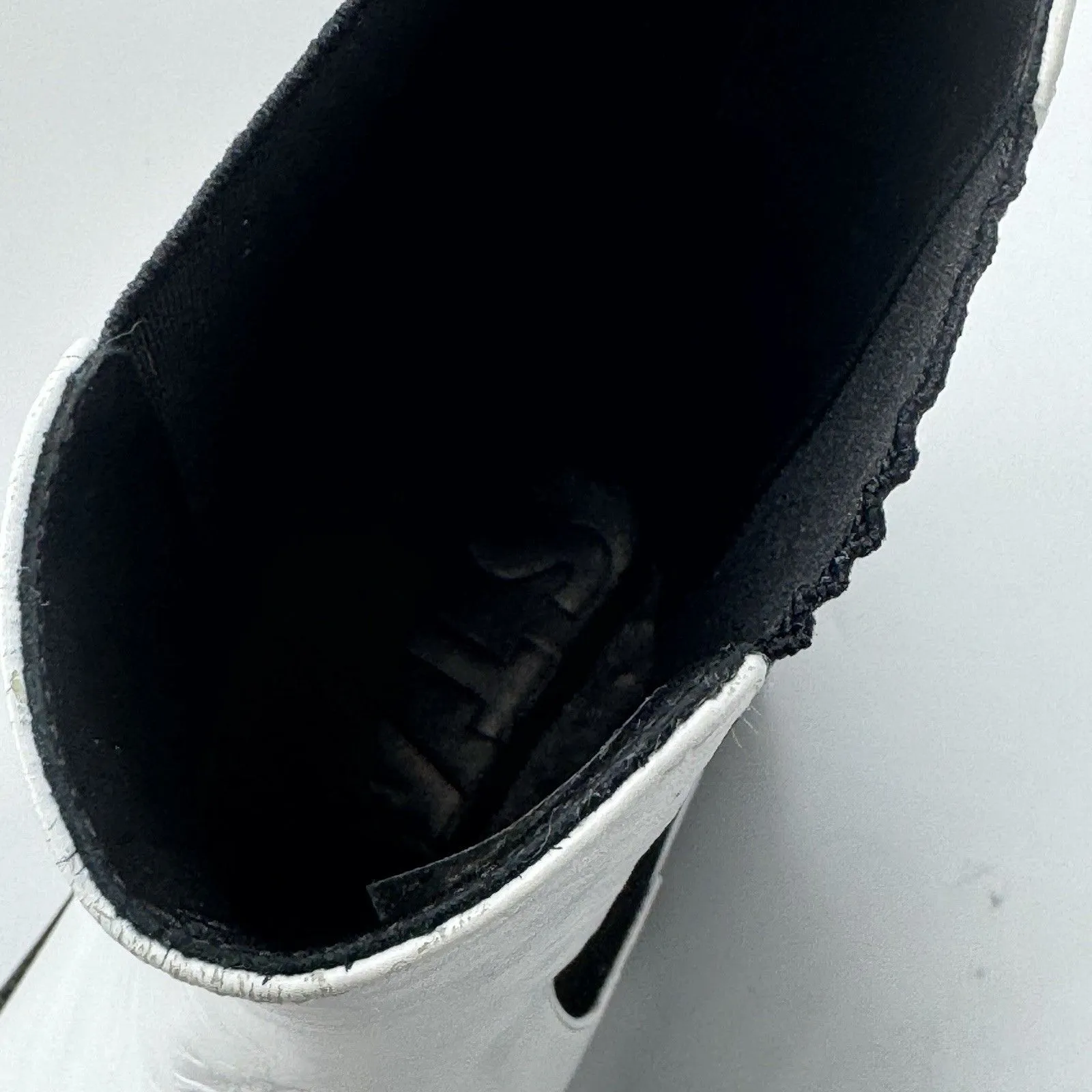 STAUD Palamino White Leather Black Gore Ankle Chelsea Boots Sz 35 - Image 4