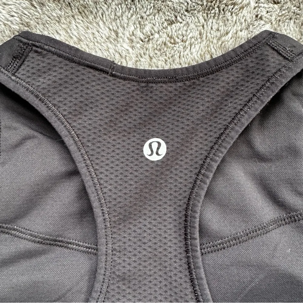 Lululemon Ebb To Train Bra Sz 4 - Image 5