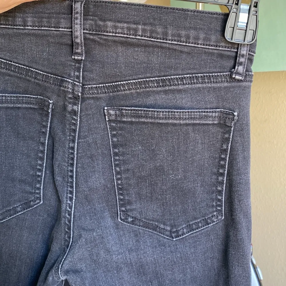 Gap 26R True Skinny black jeans rigid - Image 6