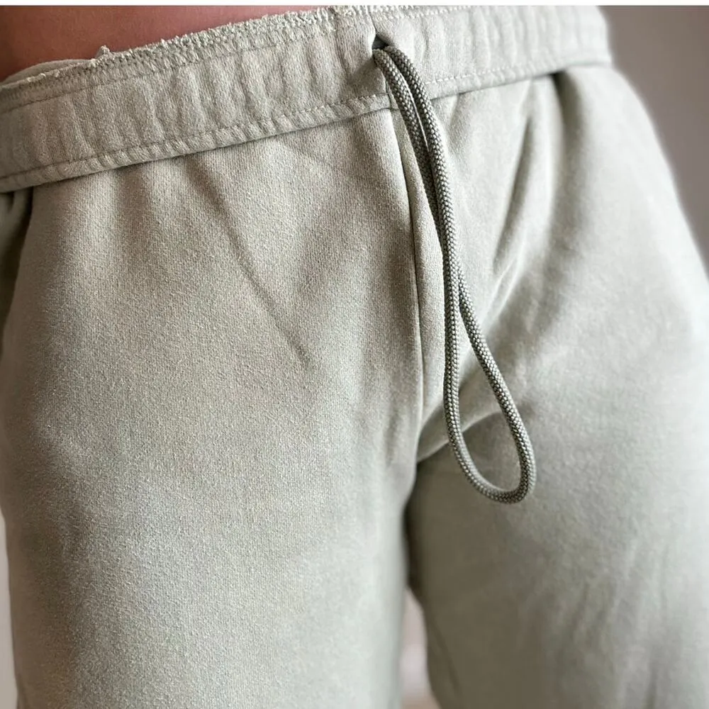 Aritzia: TNA Cozy Mega Fleece Joggers Mint - Image 4