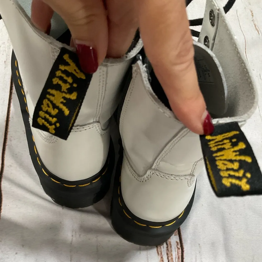 Dr. Martens  SMOOTH PLATFORM JADON BOOTS - Image 4