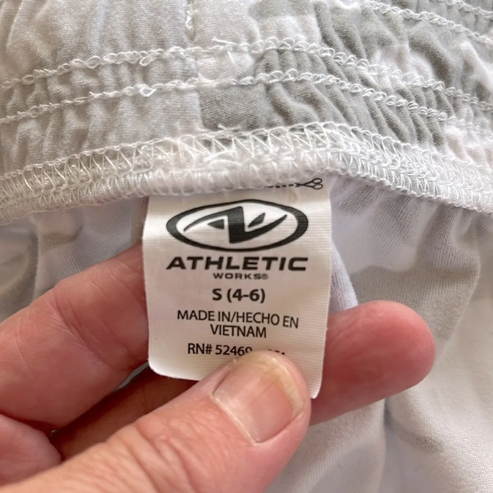 Comfy Knit Camo Shorts - Image 5