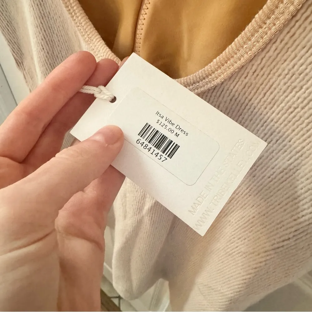 Tribe Kelley NWT  USA Itsa Vibe Dress MEDIUM - Image 4