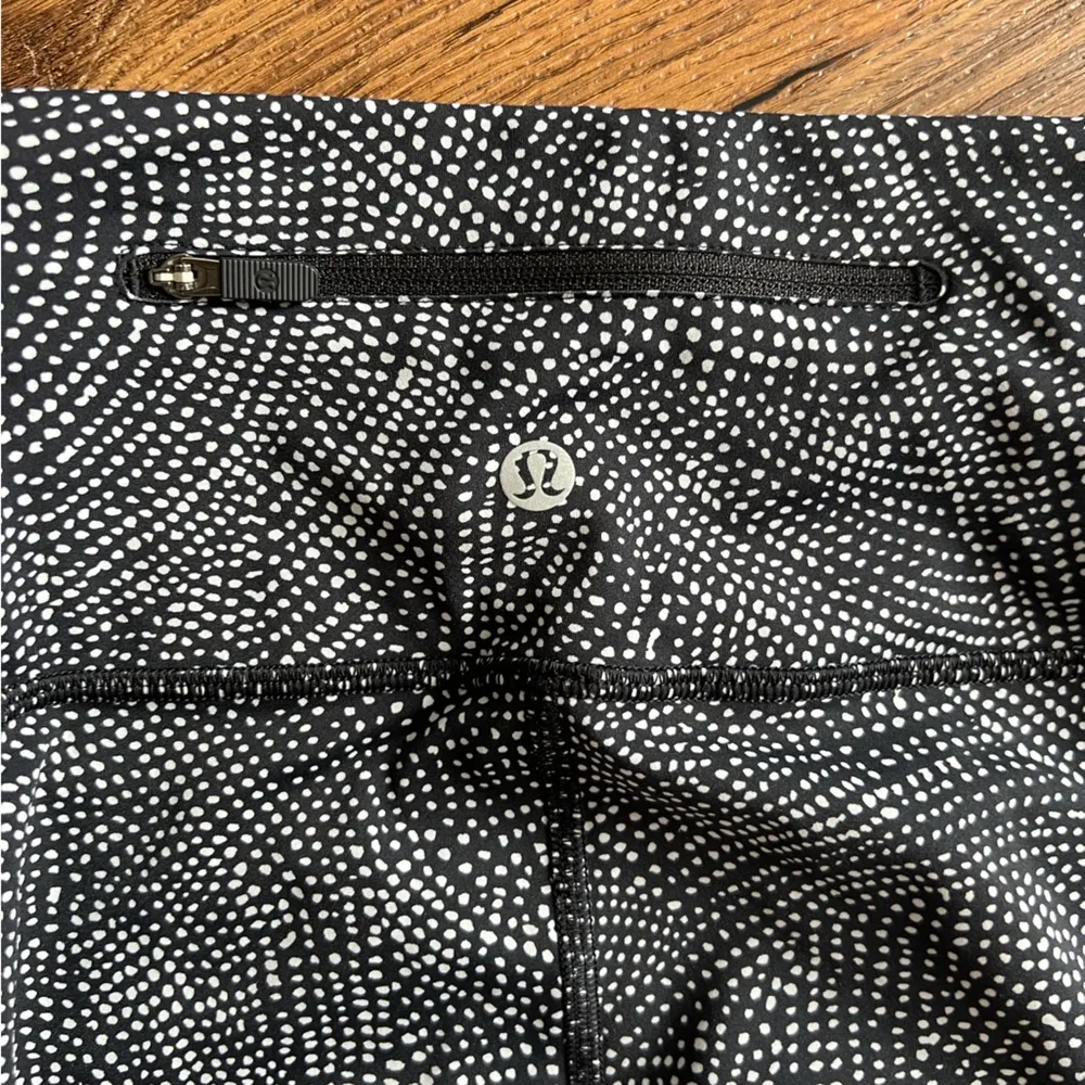 Lululemon Peloton Speed Wunder Under Tights Asym Free Spirit Ice Grey Leggings 6 - Image 5