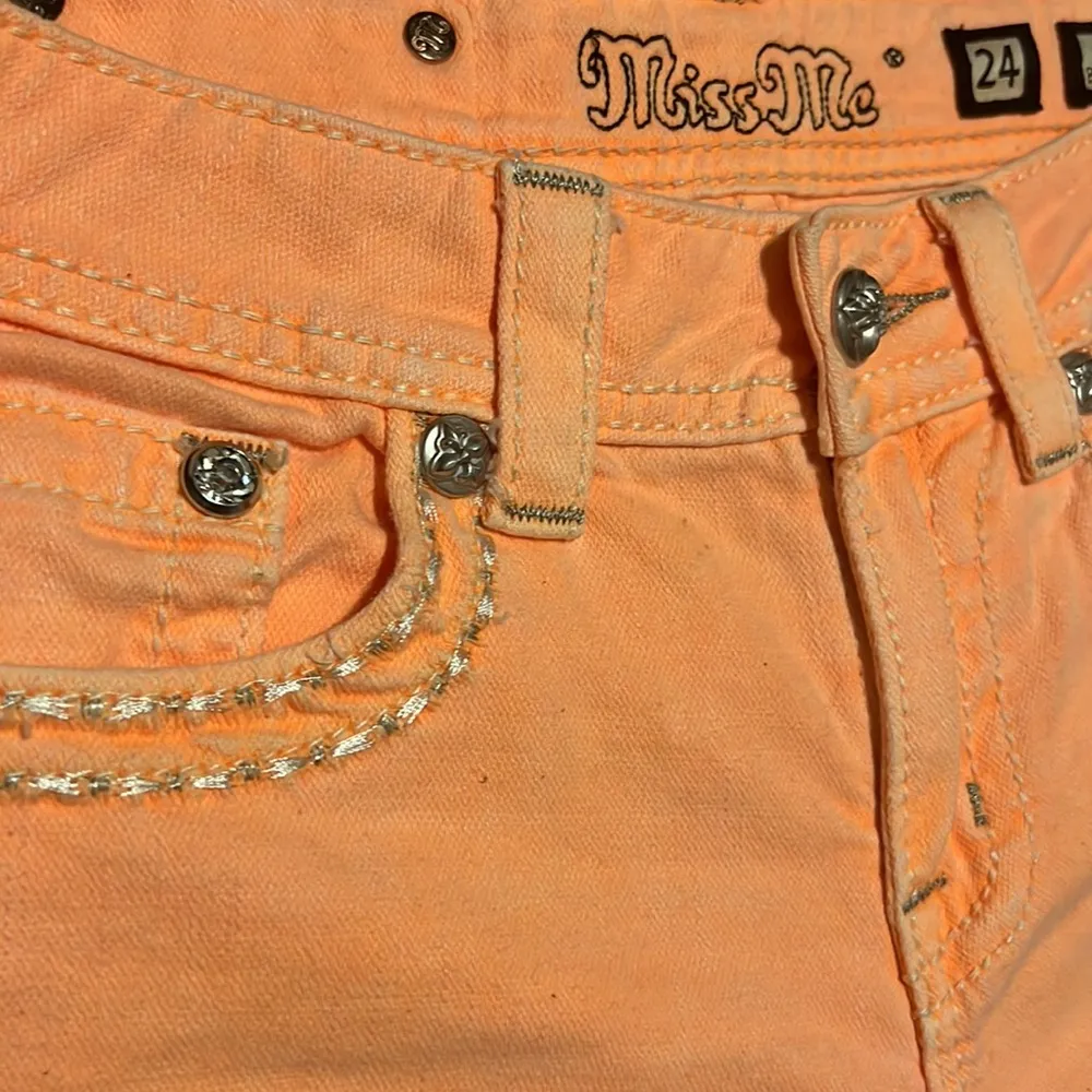 Miss me Bermuda size 24 - Image 3