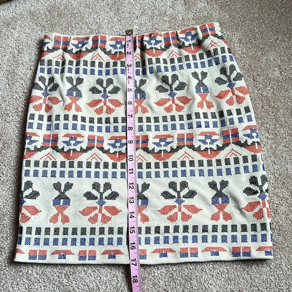 Aztec Embroidered Mini Skirt   Size Small - Image 6