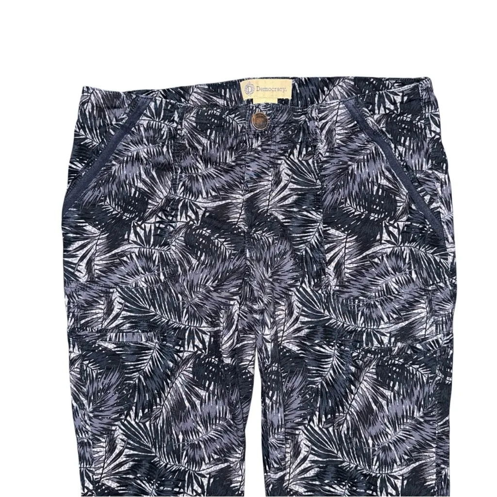 Democracy Navy Blue Tropical Leaf Flex-ellent Tab Crop Cargo Pants Women’s Sz 8 - Image 3