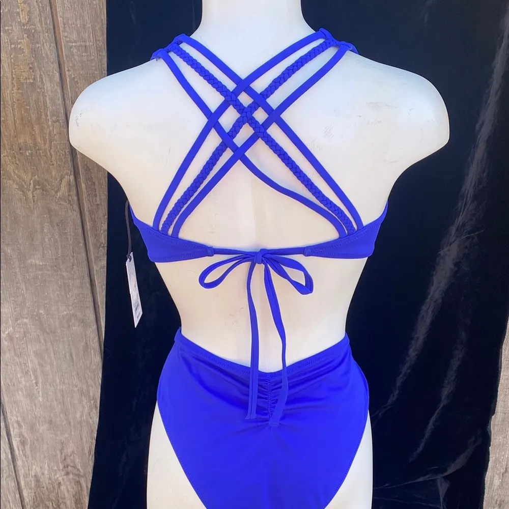 Gorgeous Vibrant Blue Cutout Swimsuit New  Size Med Strappy Tie Bk - Image 6